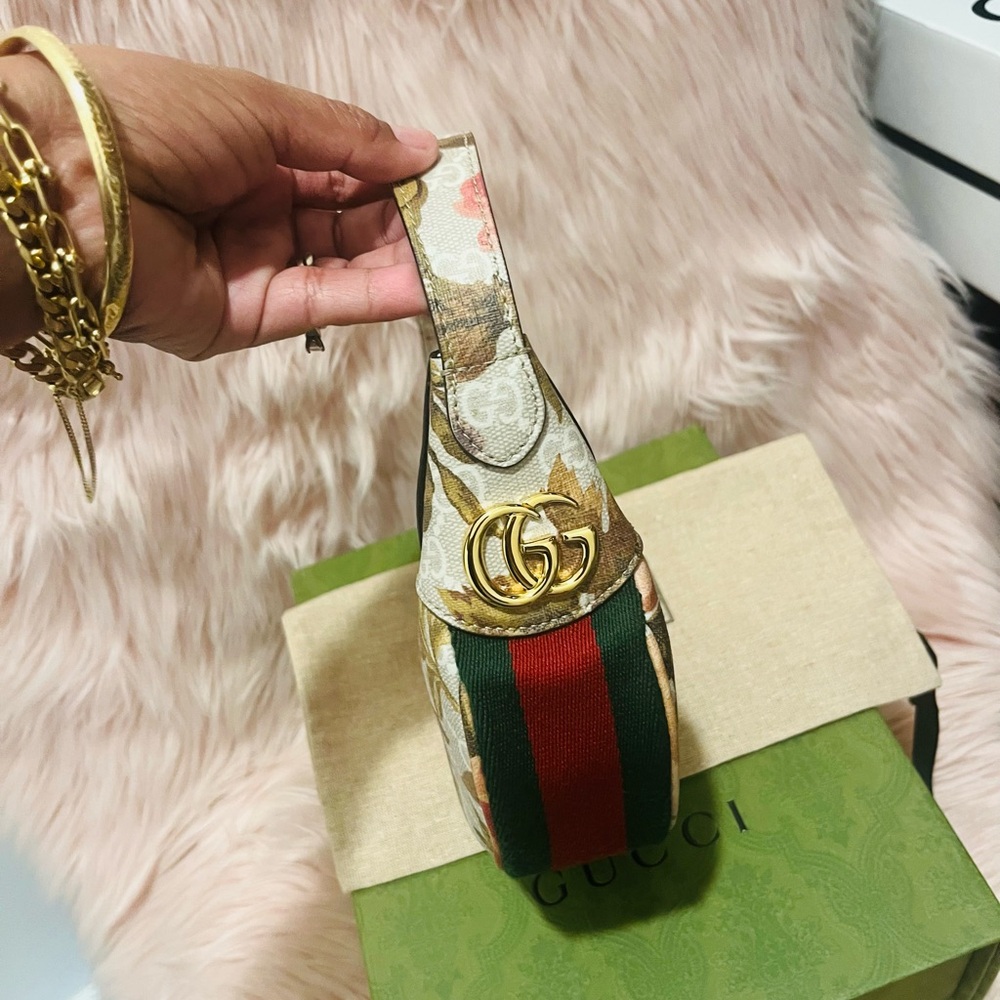 SOLD!!Authentic mini Mormont shoulder/handbag